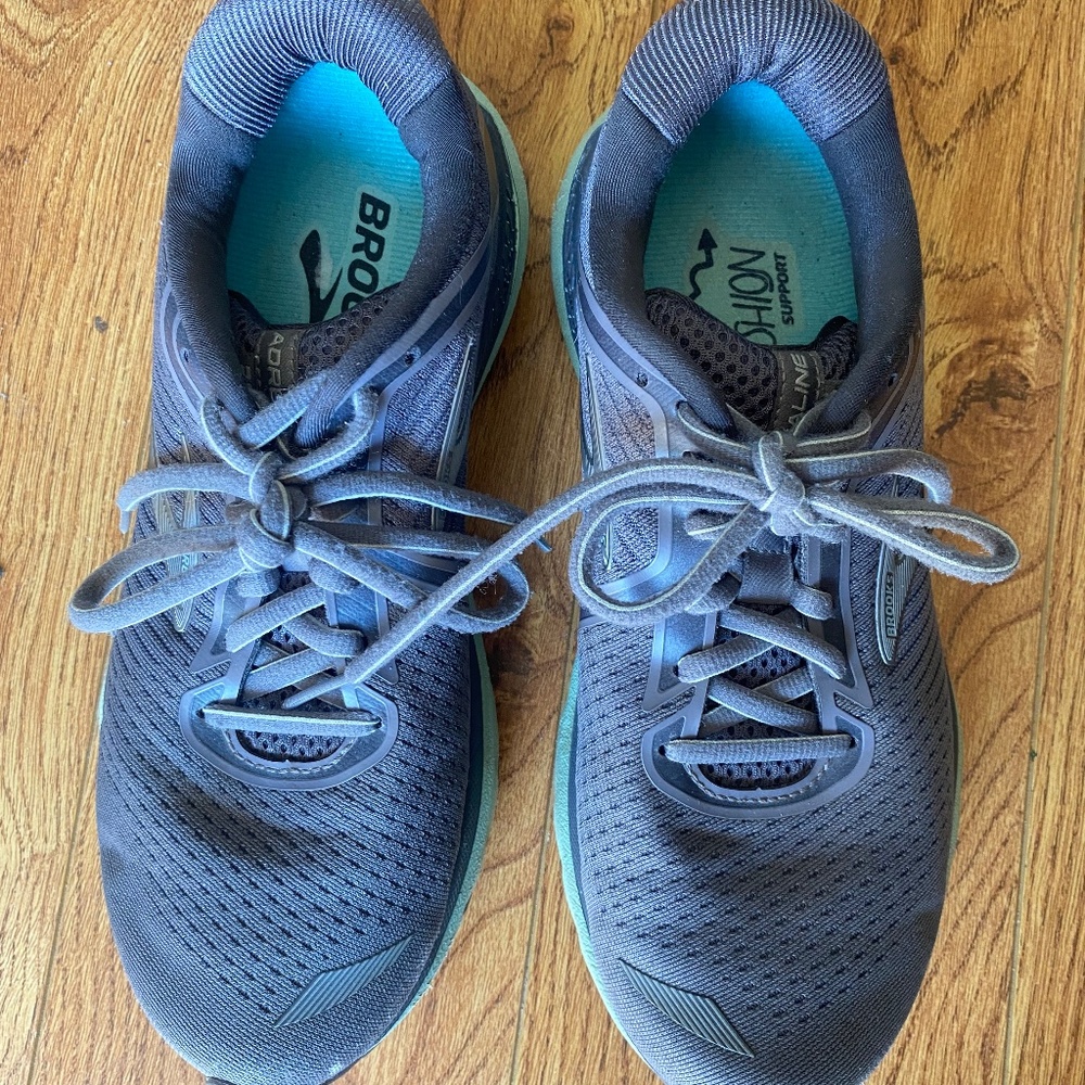 Brooks Adrenaline GTS 20 sneakers women’s size 7.5